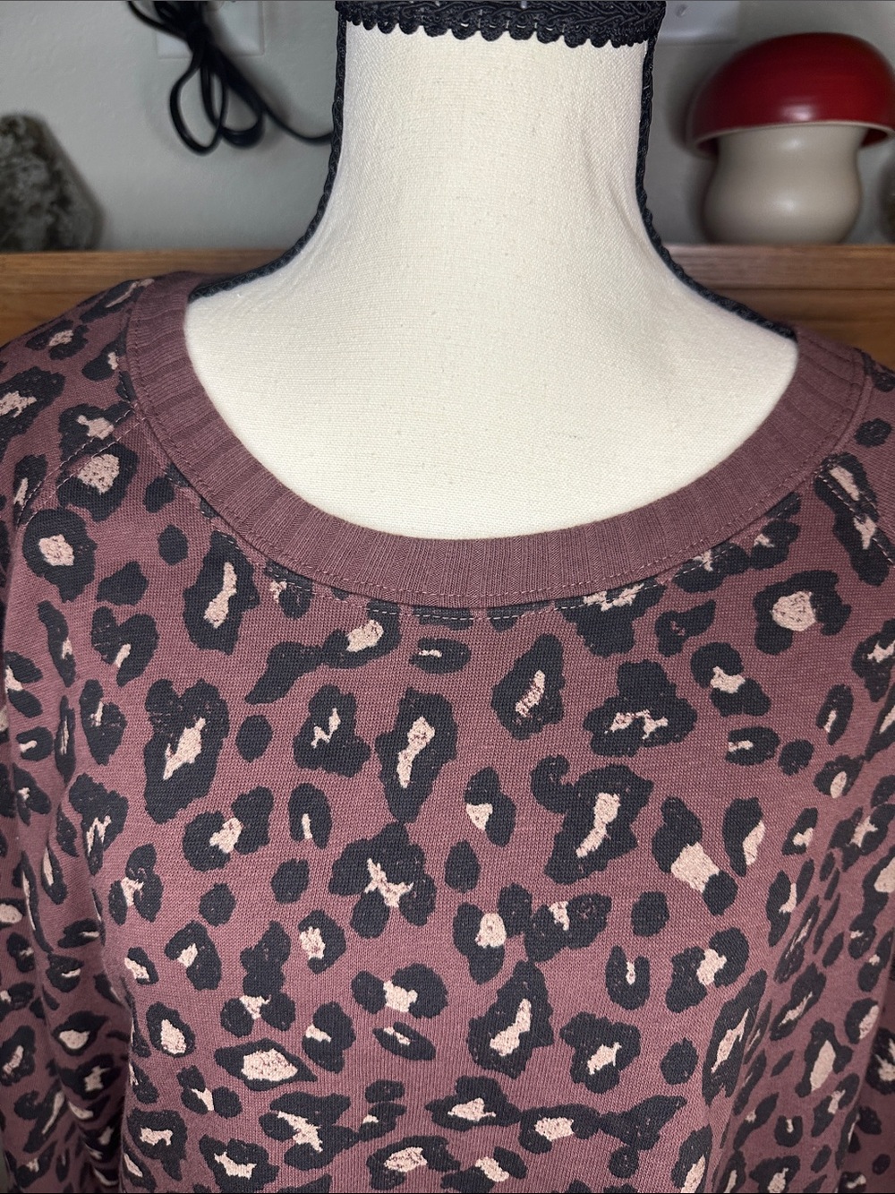 Maurices Willowsoft Leopard Print Tunic Sweatshirt XL Cozy Crewneck Pullover - Picture 4 of 12